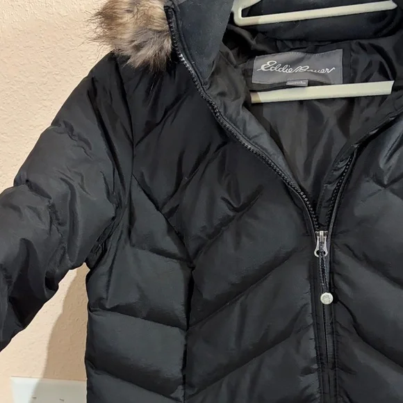Eddie Bauer Black Quilted Coat with Faux Fur Hood - Picture 4 of 16